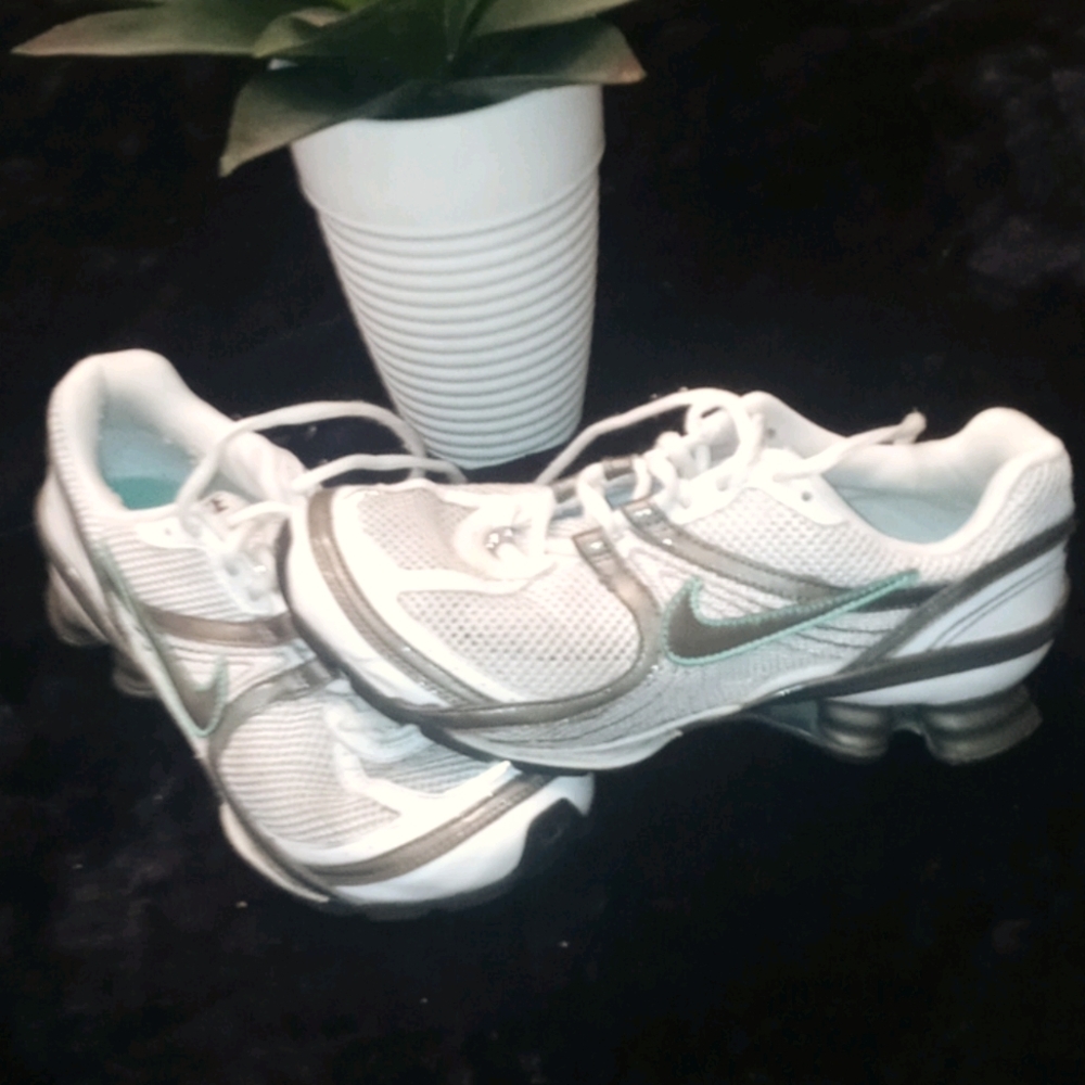 Nike Tennis Shies